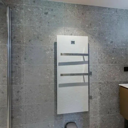شقة A Avec Espace Bien-etre, Piscine, Sauna Et Salle De Sport - Fr-1-569-35 *